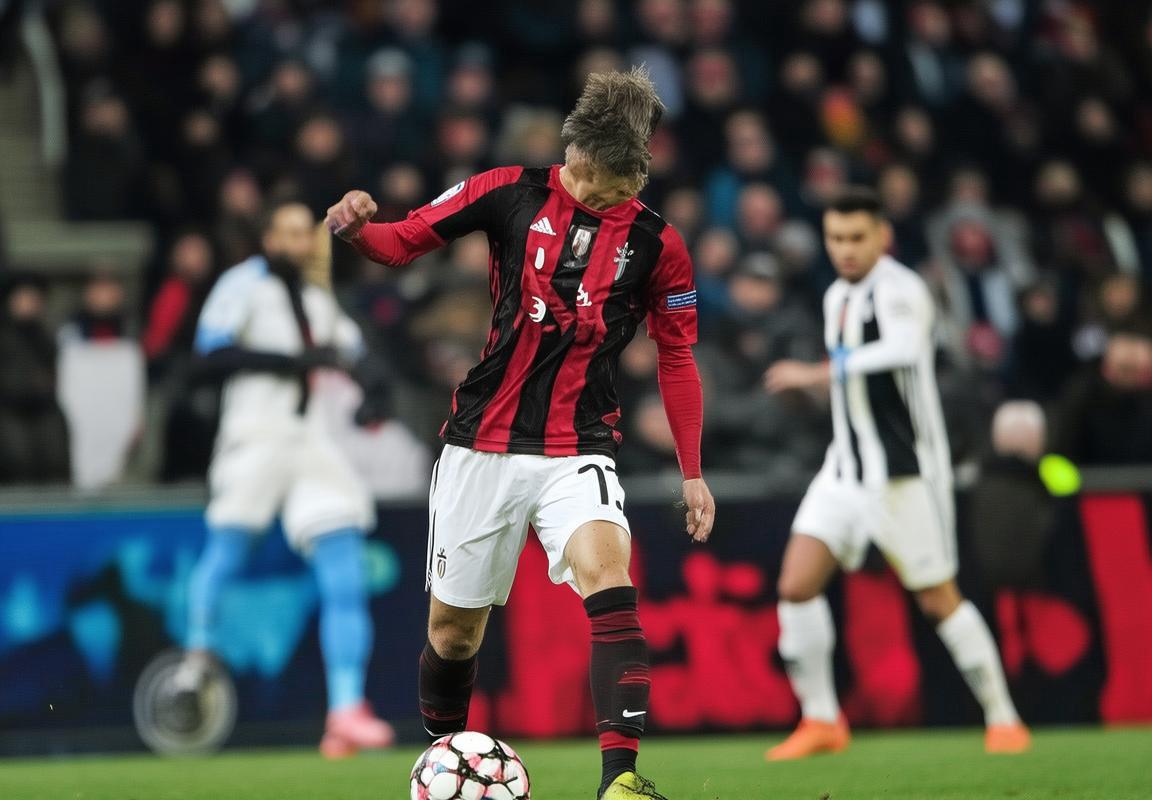 2018年CBA山东队与福建队激战回顾精彩瞬间与赛场亮点分析(图1)